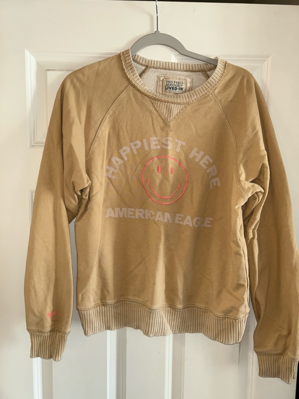 American Eagle this feels seriously lived in Sweatshirt size S